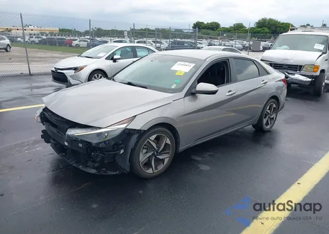 2023 Hyundai Elantra Sel z USA, uszkodzony, nr VIN KMHLS4AG6PU428910